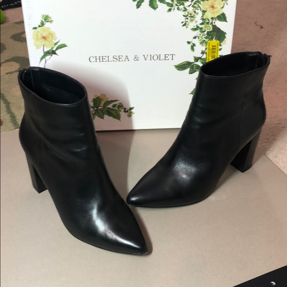 Ankle boots